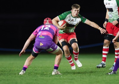 161025 - Ebbw Vale v Llandovery, Super Rugbi Cymru - Joe Powell of Llandovery takes on Cam Davies of Ebbw Vale and Jack Pope of Ebbw Vale