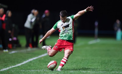 161025 - Ebbw Vale v Llandovery, Super Rugbi Cymru - Ioan Hughes of Llandovery kicks conversion