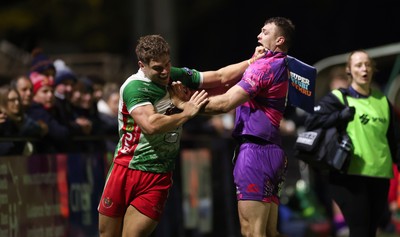 161025 - Ebbw Vale v Llandovery, Super Rugbi Cymru - Corey Baldwin of Llandovery and Ethan Phillips of Ebbw Vale come to blows before Baldwin is shown a red card