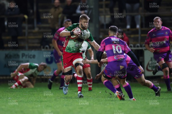 161025 - Ebbw Vale v Llandovery, Super Rugbi Cymru - Griff Evans of Llandovery on the attack