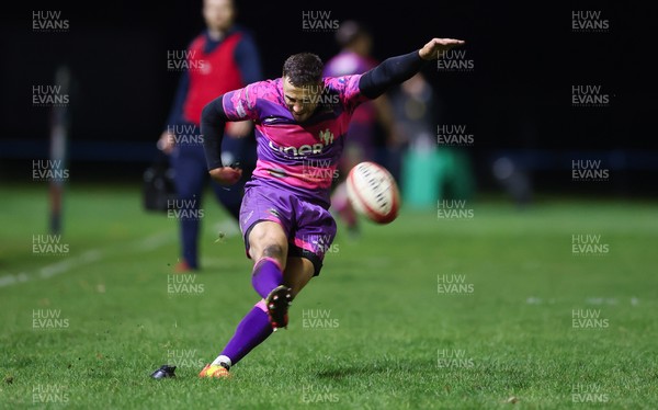 161025 - Ebbw Vale v Llandovery, Super Rugbi Cymru - Dorian Jones of Ebbw Vale kicks conversion