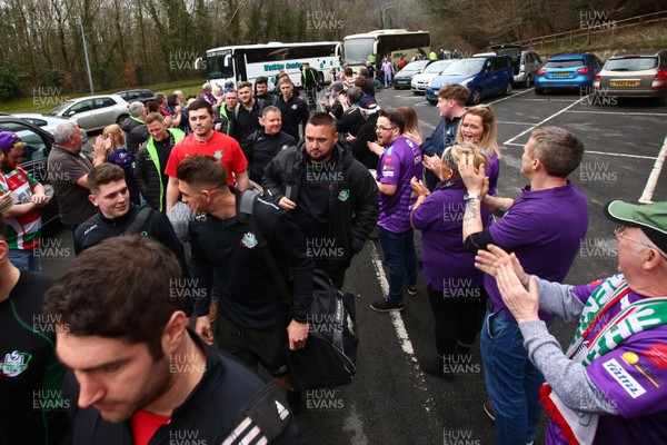 070418 - Ebbw Vale RFC v Merthyr RFC - WRU National Cup - Semi Final - Players and coaching staff of Ebbw Vale arrive at the ground  