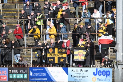 010325 - Ebbw Vale v Newport - Super Rygbi Cymru - Fans