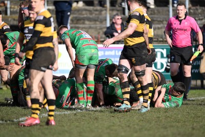 010325 - Ebbw Vale v Newport - Super Rygbi Cymru - Joe Franchi of Ebbw Vale scores a try