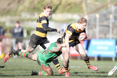 010325 - Ebbw Vale v Newport - Super Rygbi Cymru - David Richards of Newport is challenged by Dom Franchi of Ebbw Vale