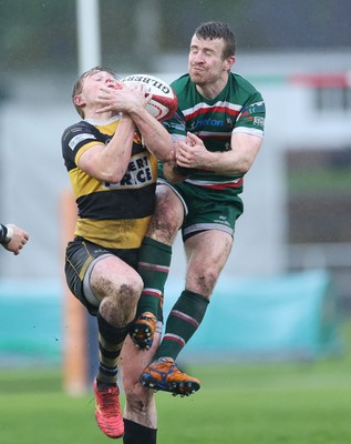 030526 - Ebbw Vale v Newport RFC, Super Rugbi Cymru Play Off Semi-Final - Oli Andrew of Newport and Jon Evans of Ebbw Vale compete for the ball