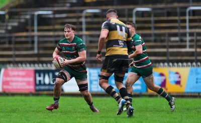 030526 - Ebbw Vale v Newport RFC, Super Rugbi Cymru Play Off Semi-Final - Owen Conquer of Ebbw Vale takes on Josh Skinner of Newport