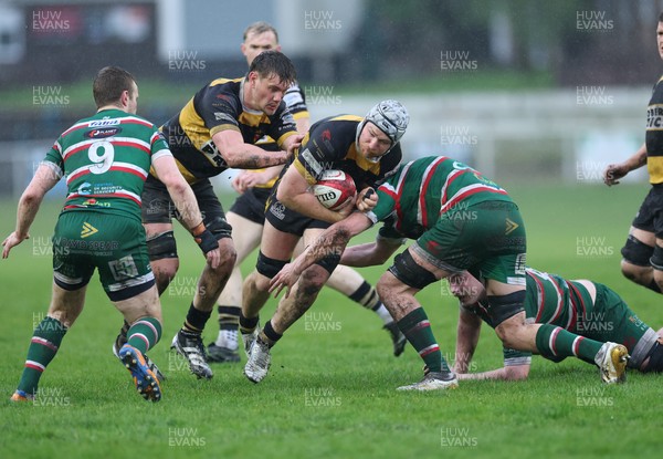 030526 - Ebbw Vale v Newport RFC, Super Rugbi Cymru Play Off Semi-Final - Hunter Ward of Newport charges foward