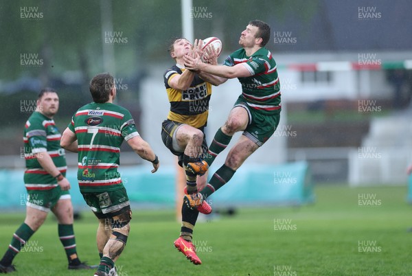 030526 - Ebbw Vale v Newport RFC, Super Rugbi Cymru Play Off Semi-Final - Oli Andrew of Newport and Jon Evans of Ebbw Vale compete for the ball