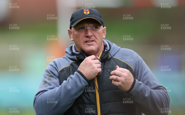 030526 - Ebbw Vale v Newport RFC, Super Rugbi Cymru Play Off Semi-Final - Tyron Morris, Newport head coach