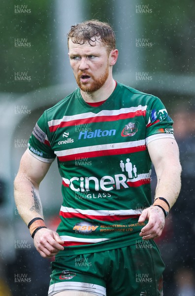 030526 - Ebbw Vale v Newport RFC, Super Rugbi Cymru Play Off Semi-Final - Dafydd Thomas of Ebbw Vale