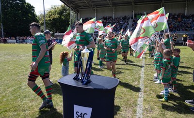 180525 - Ebbw Vale  v Newport RFC, Super Rygbi Cymru Grand Final - Ebbw Vale run out at the start of the match