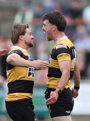 180525 - Ebbw Vale  v Newport RFC, Super Rygbi Cymru Grand Final - Iestyn Galton of Newport celebrates after he races in to score try
