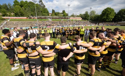 180525 - Ebbw Vale  v Newport RFC, Super Rygbi Cymru Grand Final - Newport huddle together at the end of the match