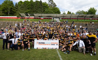 180525 - Ebbw Vale  v Newport RFC, Super Rygbi Cymru Grand Final - Newport Players celebrate with their fans