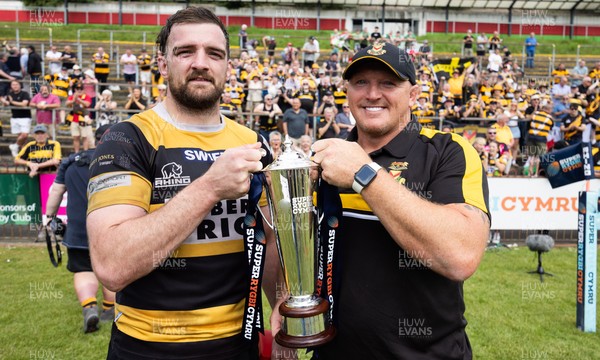 180525 - Ebbw Vale  v Newport RFC, Super Rygbi Cymru Grand Final - Newport captain Ben Roach and Newport RFC head coach Ty Morris with the Super Rygbi Cymru Trophy