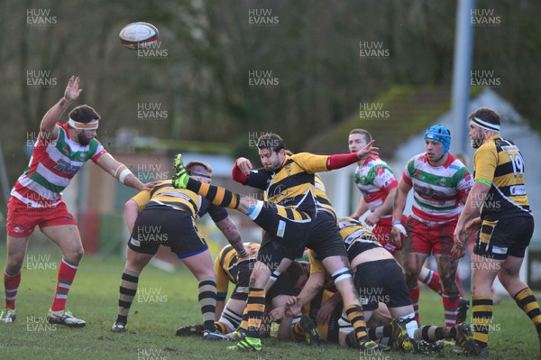 280117 - Ebbw Vale v Skewen-National Cup round 1-Skewen scrum half James Ball box kicks clear of a ruck