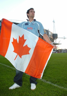 09.11.06 - Ed Fairhurst - Ed Fairhurst looks forward to the short trip next door when he plays for Canada against Wales at the Millennium Stadium next week 