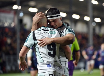 291125 - Edinburgh Rugby v Ospreys - United Rugby Championship - Luke Davies of Ospreys (L) celebrates after scoring a first half try with Lewis Lloyd of Ospreys