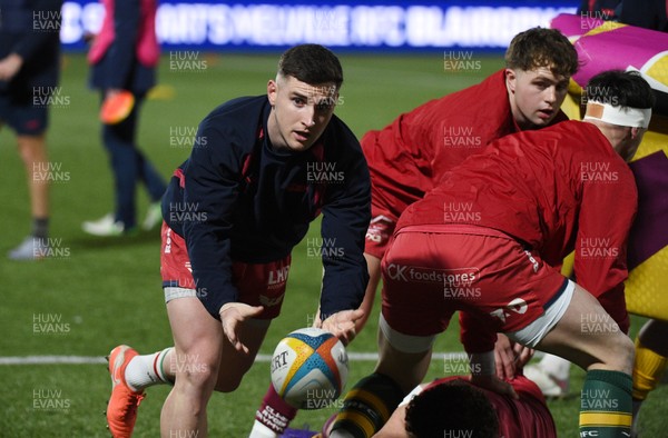 270226 - Edinburgh Rugby v Scarlets - United Rugby Championship - Scarlets players during the pre-match warm up