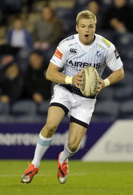 231114 - Edinburgh v Cardiff Blues - Guinness PRO12Cardiff fullback Gareth Anscombe in action(c) Huw Evans Picture Agency