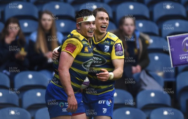 310318 - Edinburgh v Cardiff Blues - European Rugby Challenge Cup - Ellis Jenkins of Cardiff Blues celebrates his try with Blaine Scully(right)