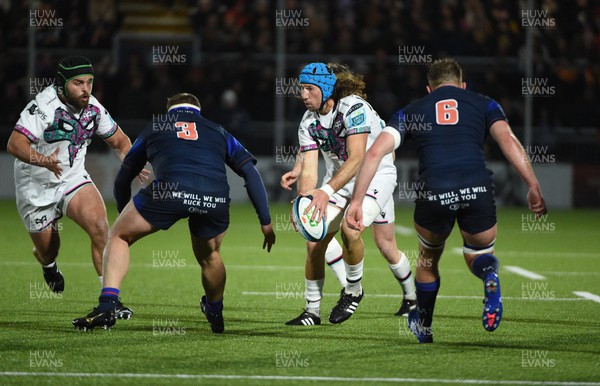 010324 - Edinburgh v Ospreys - United Rugby Championship - Justin Tipuric of  Ospreys
