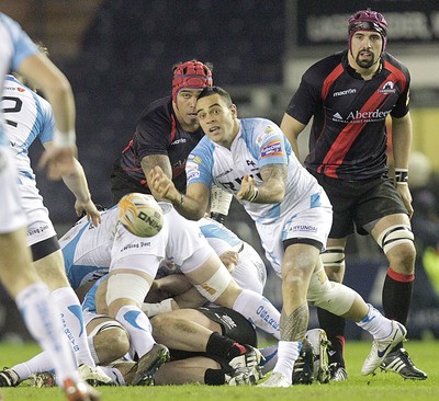 100212 - Edinburgh v Ospreys - RaboDirect Pro 12Ospreys' Kahn Fotualii feeds the ball from the ruck