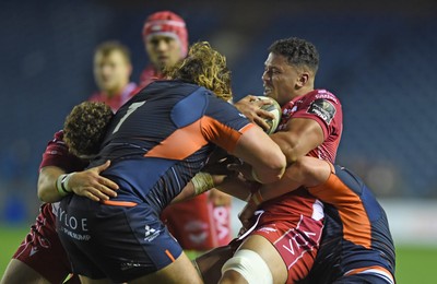 261019 - Edinburgh Rugby v Scarlets - Guinness PRO14 -  Pierre Schoeman of Edinburgh and Dan Davis of Scarlets