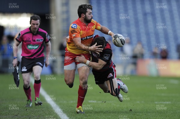 280216 -  Edinburgh v Scarlets  - Guinness PRO12, Murrayfield Stadium, EdinburghEdinburgh's Damien Hoyland tackles   Gareth Owen of  Scarlets 