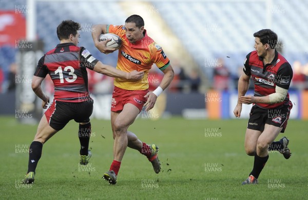 280216 -  Edinburgh v Scarlets  - Guinness PRO12, Murrayfield Stadium, EdinburghEdinburgh's Michael Allen and Phil Burleigh and Scarlets Regan King