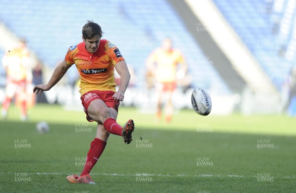 280216 -  Edinburgh v Scarlets  - Guinness PRO12, Murrayfield Stadium, Edinburgh Scarlets Aled Thomas missed another penalty