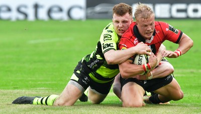 180125  Emirates Lions v Dragons RFC, EPCR Challenge Cup - Aneurin Owen of Dragons RFC tackles JC Pretorius of the Lions