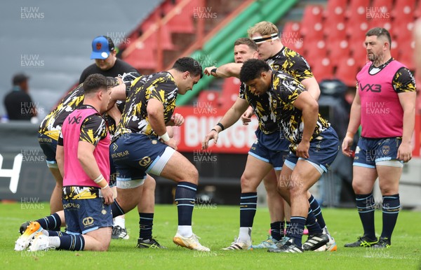 280326 - Fidelity SecureDrive Lions v Dragons RFC, United Rugby Championship - Dragons warm up