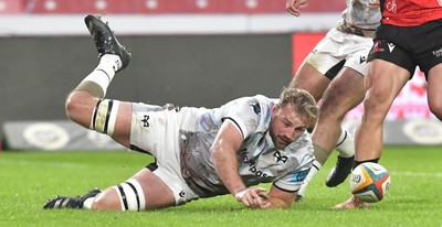 170525 - Emirates Lions v Ospreys - United Rugby Championship - Will Griffiths of Ospreys scores a try