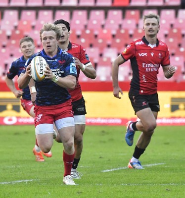 110525 - Emirates Lions v Scarlets - United Rugby Championship - Blair Murray of Scarlets with the ball
