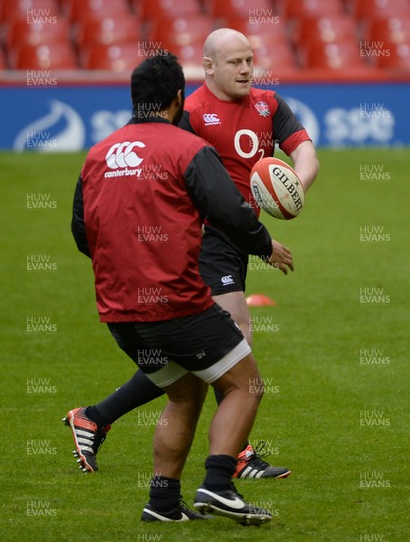 050215 - England Rugby Training -Dan Coles during training