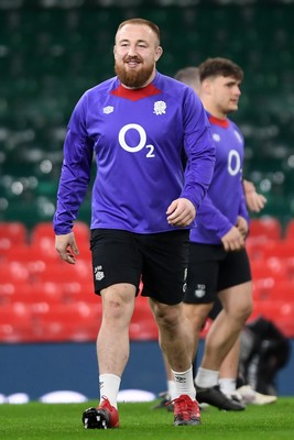 140325 - England Rugby Captains Run ahead of their final 6 Nations game against Wales Tomorrow - Joe Heye of England During Training