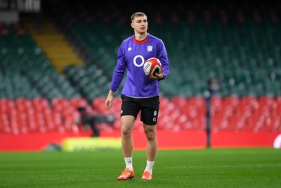 140325 - England Rugby Captains Run ahead of their final 6 Nations game against Wales Tomorrow - Jack van of England During Training