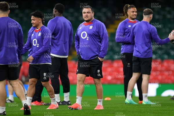 140325 - England Rugby Captains Run ahead of their final 6 Nations game against Wales Tomorrow - Jamie George of England During Training