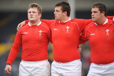02.03.08 - England Under 18s v Wales Under 18s - Under 18 Six Nations - Wales Captain, Rhys Williams(L) 