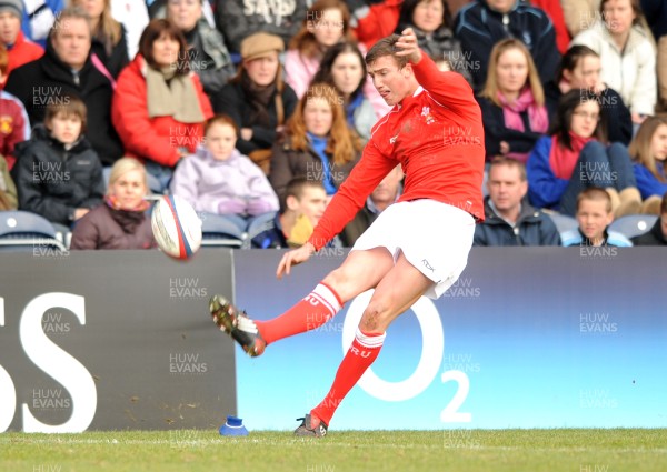 02.03.08 - England Under 18s v Wales Under 18s - Under 18 Six Nations - Wales' Matthew Jarvis kicks at goal 