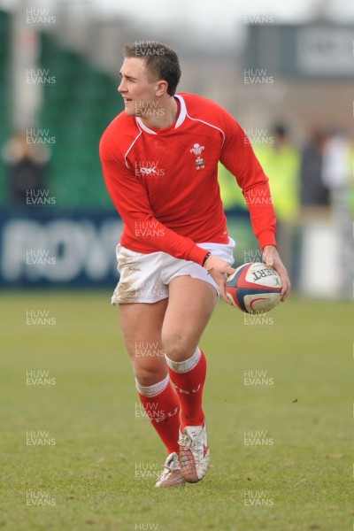 02.03.08 - England Under 18s v Wales Under 18s - Under 18 Six Nations - Wales' Ashley Beck 