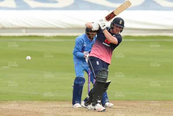 070817 - England U19 v India U19, 1st Youth ODI, Cardiff - Liam Patterson-White of England plays a shot