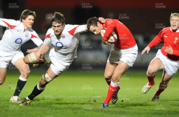 01.02.08 - England Under 20 v Wales Under 20 - Under 20 Six Nations 2008 - Wales' Daniel Evans is held by the England defence 