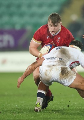 060226 - England U20 v Wales U20, 2026 U20 Six Nations - George Tuckley of Wales takes on Jimmy Staples of England