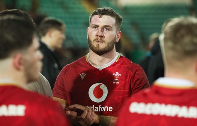 060226 - England U20 v Wales U20, 2026 U20 Six Nations - Evan Minto of Wales shows the dejection as the team are clapped off by England at the end of the match