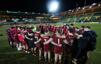 060226 - England U20 v Wales U20, 2026 U20 Six Nations - Wales players huddle up at the end of the match