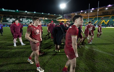 060226 - England U20 v Wales U20, 2026 U20 Six Nations - Wales players huddle up at the end of the match