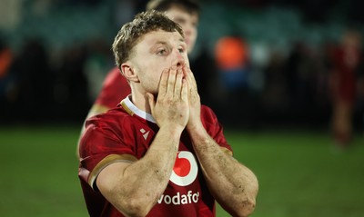 060226 - England U20 v Wales U20, 2026 U20 Six Nations - Tom Bowen of Wales shows the dejection at the end of the match